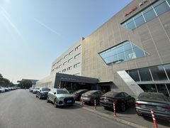 -上海永达奥诚奥迪4S店(申江路店)