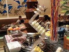 巧克力喷泉-北京希尔顿逸林酒店-逸轩西餐厅-自助餐厅