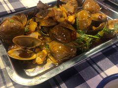 -马路牙子地桌烤肉(工体店)