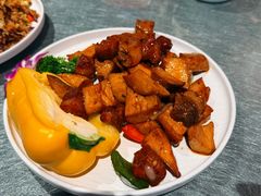 杏鲍菇炒雪花牛肉粒-蚝得喜海鲜(东城店)