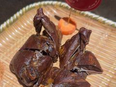 -东口码头·烧鸽子·鱼头泡饼·地方菜(金鹰悦城店)