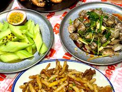-威记烧嘢·南宁烧烤·超级生牛(绿地店)