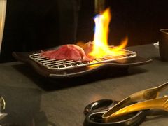 -铭牛烧肉·和牛海鲜自助(高新月牙湖店)
