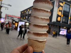 -DQ·蛋糕·冰淇淋(龙湖狮山天街店)