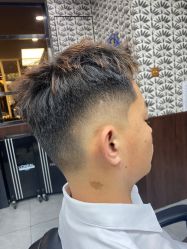 点击看大图 -大人物·男士理发馆