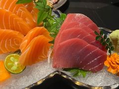 -山川小町·极番烧肉(新地假日广场店)