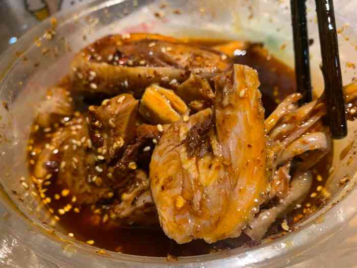 孙记麻辣鸡(重百好吃街店)-"重庆人途径此地.丰都非遗美食:麻辣鸡块.