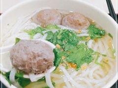 -飞厦老二手槌牛肉丸店