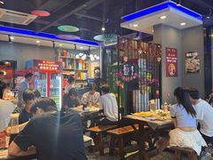 -老街烧烤大排档·地道湖北菜·龙虾馆(汉口火车站店)