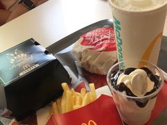 -麦当劳(静安寺店)