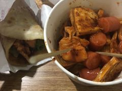 -多嘴肉蟹煲(万达店)