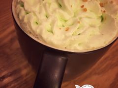 圣诞松子白巧克力摩卡-星巴克(杭州嘉里中心4F店)