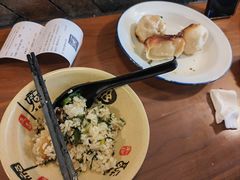 -舒蔡记生煎菜饭(云南中路店)