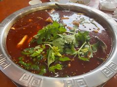 -刘胖娃鱼庄·特色肥肠鱼(杨家坪店)