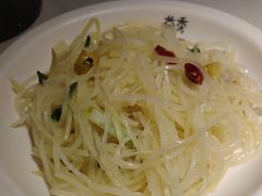 -江渔儿酸菜鱼(万科东荟城店)