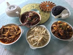 -天乐农家鱼头王(天目湖店)