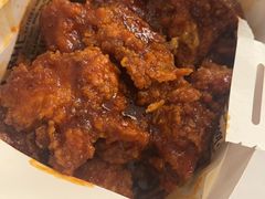 -BHC炸鸡(明洞总店)