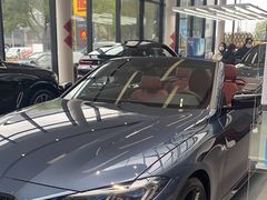 -上海宝信宝马4S店