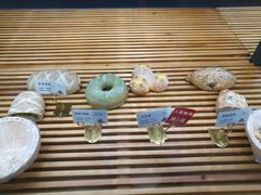-焙丽拾光(麦凯乐直营店)