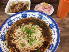 重庆小面套餐-碗里捞川渝特色面(沙河玖耀里店)