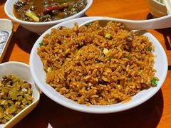 牛肉蛋炒饭-琥珀老六龙虾(四里河店)