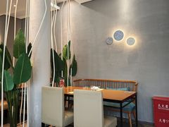 -莲餐厅·湖北菜·潜江小龙虾店(愚园路店)