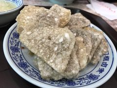 老北京炸灌肠-门框胡同百年卤煮(新街口店)