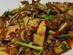 -费大厨辣椒炒肉(高铁吾悦广场店)