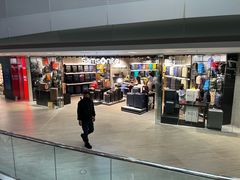 -东荟城名店仓