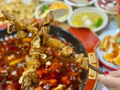 -烧哥美蛙肥肠鱼火锅·十五年社区店