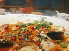 -坛宗剁椒鱼头(河西王府井店)