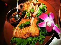 卡拉山火塘烧肉-花马天堂云南餐厅 Lost Heaven(高邮路店)