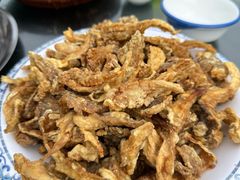 椒盐蘑菇-都江堰石锅鱼