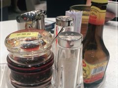 -香港新发烧腊茶餐厅(水围店)