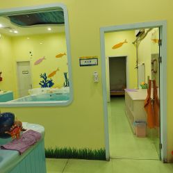-鱼乐贝贝婴幼儿水育馆(达文路店)