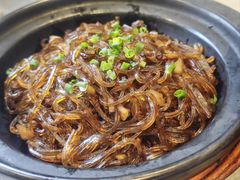 -有红鸡毛店·川菜(建设路店)