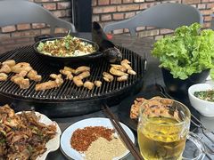-小辣椒汤锅烧烤(温泉南街店)