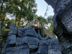 -梭布垭石林景区