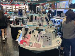 -百老汇(海港城海洋中心店)