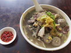 -潮镇老尾牛杂(环城西路店)