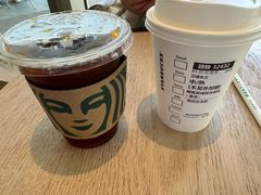-星巴克臻选(莘庄仲盛店)