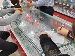 -朱师傅眼镜·蔡司·依视路·尼康(市先进店)