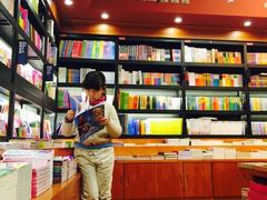 -西西弗书店&矢量咖啡(静安大悦城店)