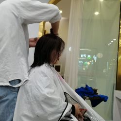 -东尚夕古美容美发