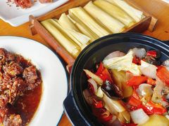 -盐帮食坊•小河帮川菜(四川师大店)