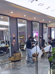 -藤野造型烫染·漂发