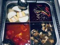 -海底捞火锅(玉桥商业广场店)