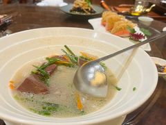 -龙悦湾酒家·八阵鱼生·渔人码头店
