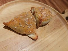 萨姆萨烤包子-耶里夏丽·丝路新疆菜·清真食品(徐汇南丹东路臻选店)