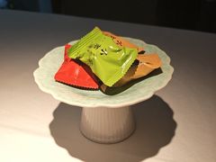 -千百味红餐厅·非遗江西菜(绿地双子塔总店)